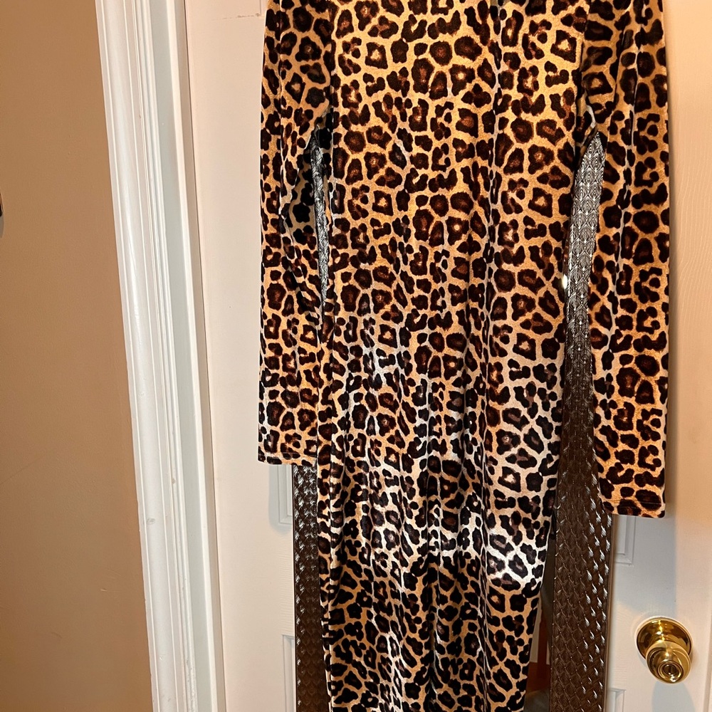 Fashion Nova Wild Print Midi Dress